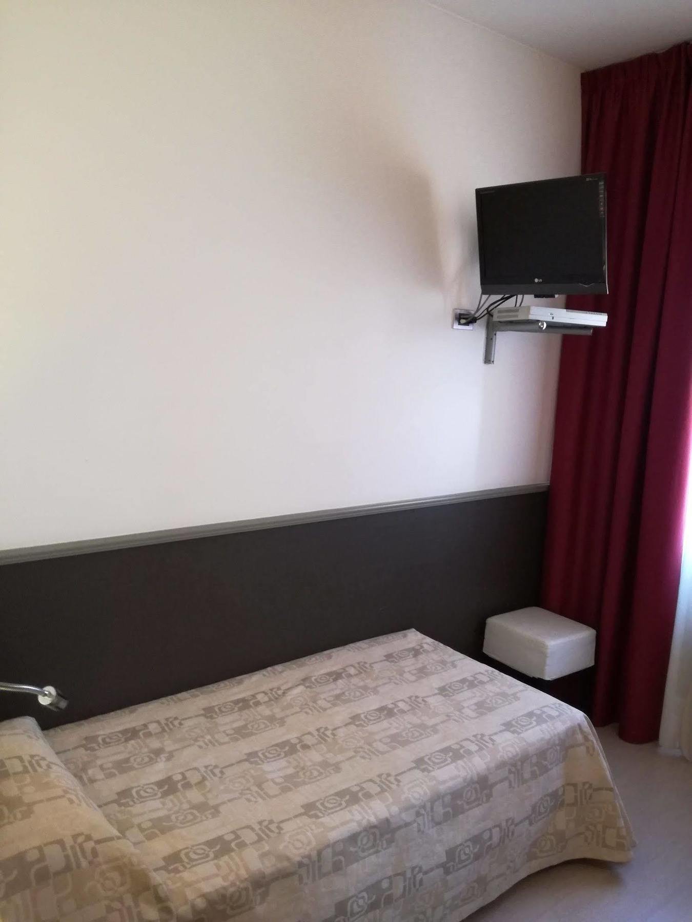 Corallo 3* Milano